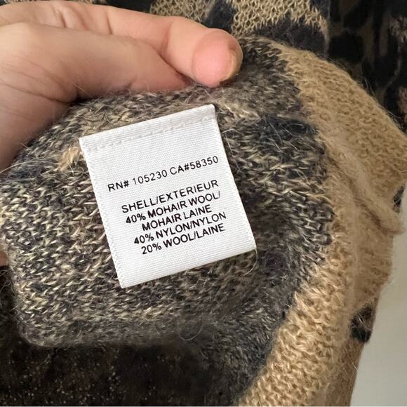 Equipment Animal Print Mohair V-Neck Sweater - Picture 7 of 7